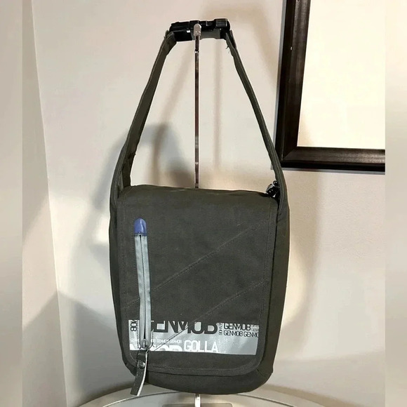 Gently Used GENMOD Gray Canvas Bag - Picture 1 of 8